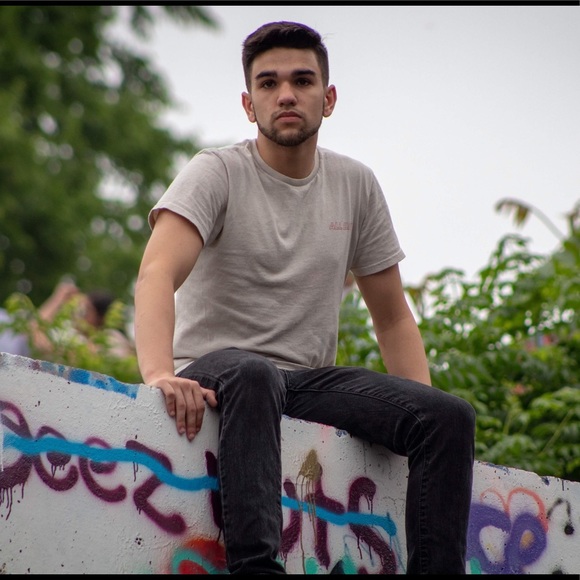 Meet your Posher, Michael - Picture 1 of 1